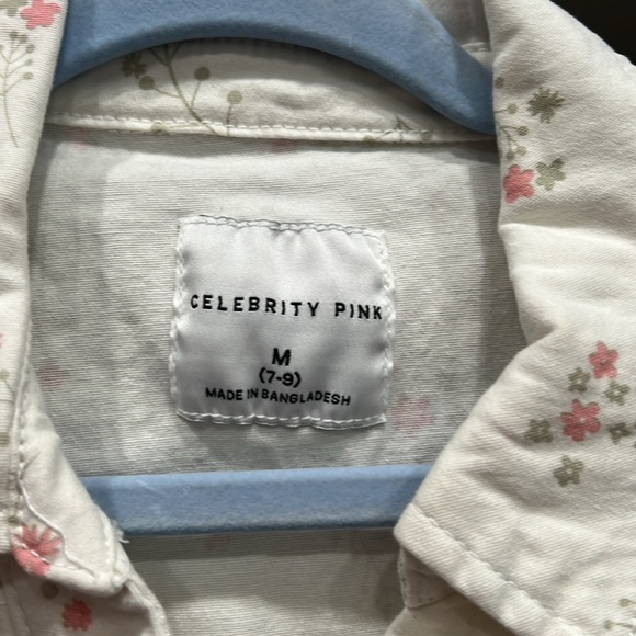 CELEBRITY PINK
M (7-9) Juniors White with flowers romper Good Condition - Picture 4 of 6
